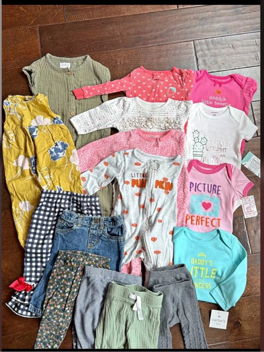 6-9M 17 Piece Baby Girls Mixed Clothing Lot - Summer to Fall Bundle